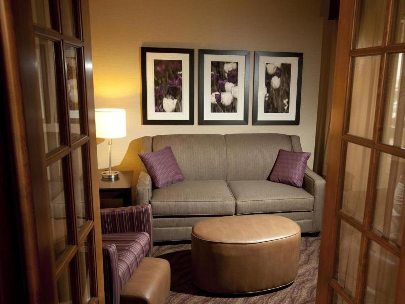 Quality Inn & Suites - image 6