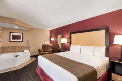 AmericInn by Wyndham Detroit Lakes - image 5