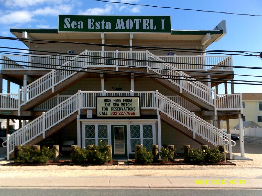 Sea Esta Motel 1 - image 2