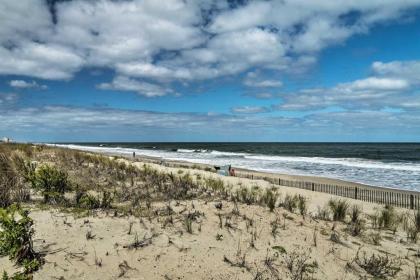 Bright Condo with Balcony - Walk to Dewey Beach! - image 11