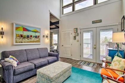 Bright Condo with Balcony - Walk to Dewey Beach! - image 4