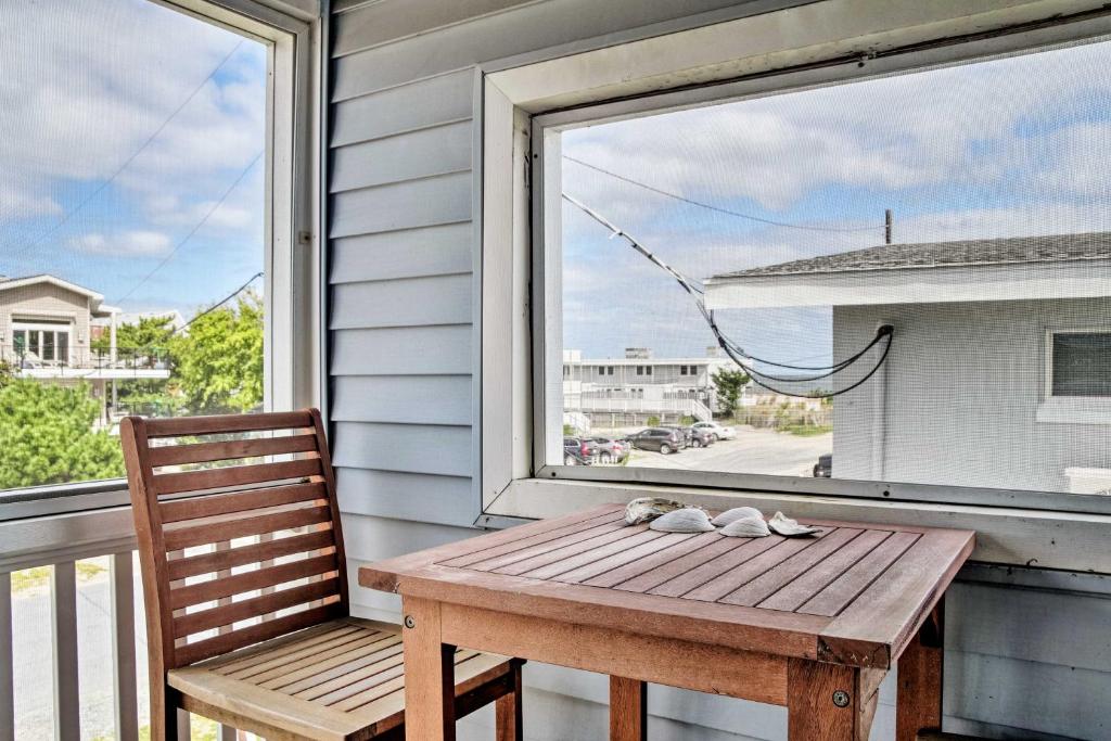 Bright Condo with Balcony - Walk to Dewey Beach! - image 5