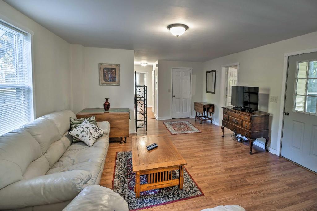 Cozy Apt by ITS 85 Trail half Mi to Lake Wassookeag! - image 5