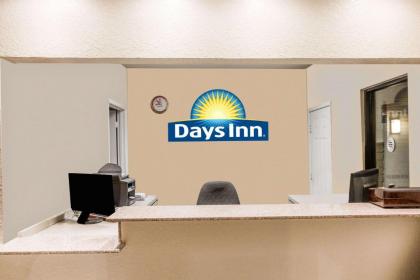 Days Inn by Wyndham Dickinson TX - image 2