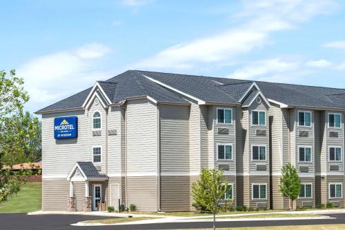 Microtel Inn & Suites By Wyndham Dickinson - main image