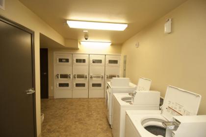 WoodSpring Suites Dickinson - image 2