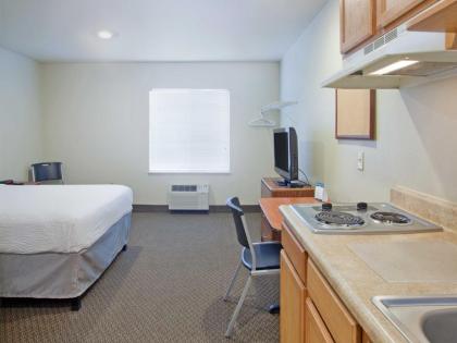 WoodSpring Suites Dickinson - image 5