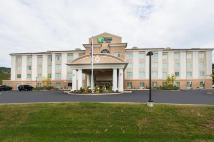 Holiday Inn Express and Suites Dickson City an IHG Hotel - image 1