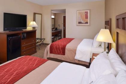 Comfort Inn Dickson - image 12