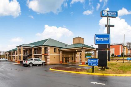 Rodeway Inn & Suites Dickson