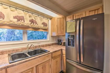 Spacious Sky Valley Cabin with Deck and Fireplace - image 15