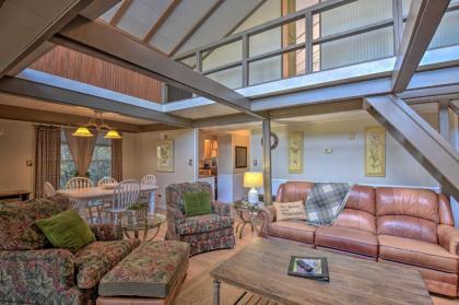 Spacious Sky Valley Cabin with Deck and Fireplace - image 7