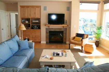 Sea Glass! AMAZING VIEWS!!!! On the Bluff! Walk to Beach! Hot Tub!! BBQ! Fast WiFi! A Dillon Beach Jewel!!! - image 6