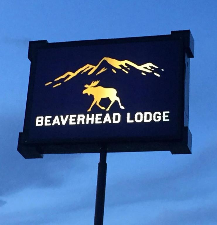 The Beaverhead Lodge - image 3