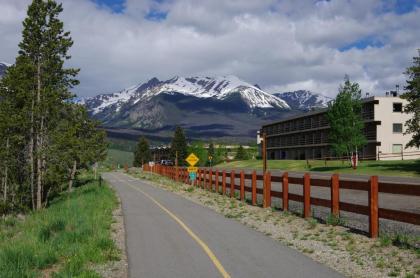 Scenic Dillon Condo with Hot Tub and Mountain Views! - image 14