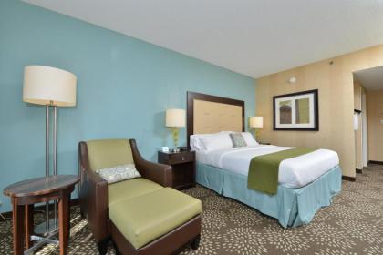 Holiday Inn Express & Suites Sylva / Dillsboro an IHG Hotel - image 5
