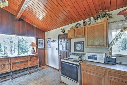 Horseshoe Lodge Divide Cabin with Furnished Deck! - image 9