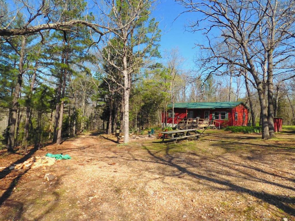 Rock Eddy Bluff Farm Cabins - main image