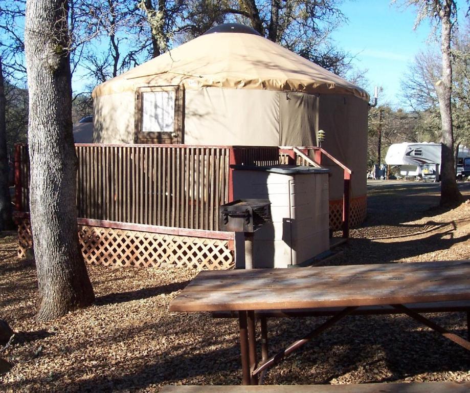 Lake of the Springs Camping Resort Yurt 1 - main image