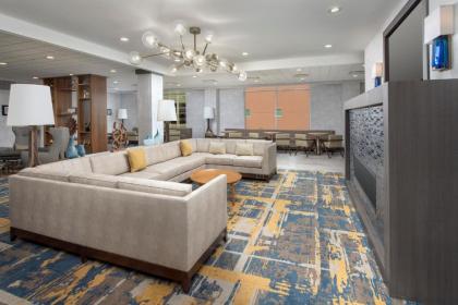 Hilton Garden Inn Westchester Dobbs Ferry - image 7