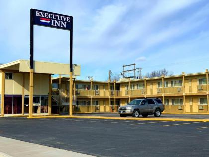 Executive Inn Dodge City KS - image 13