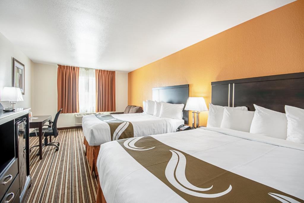 Quality Inn Dodge City - main image