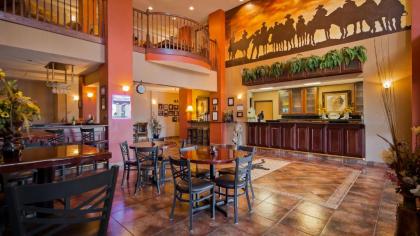 Best Western Plus Country Inn & Suites - image 12