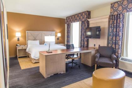 Hampton Inn & Suites Dodge City - image 12