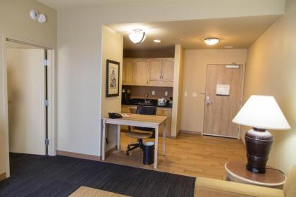 Hampton Inn & Suites Dodge City - image 14