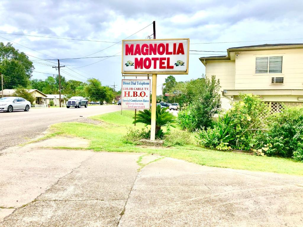 Magnolia Motel Donaldsonville - image 2