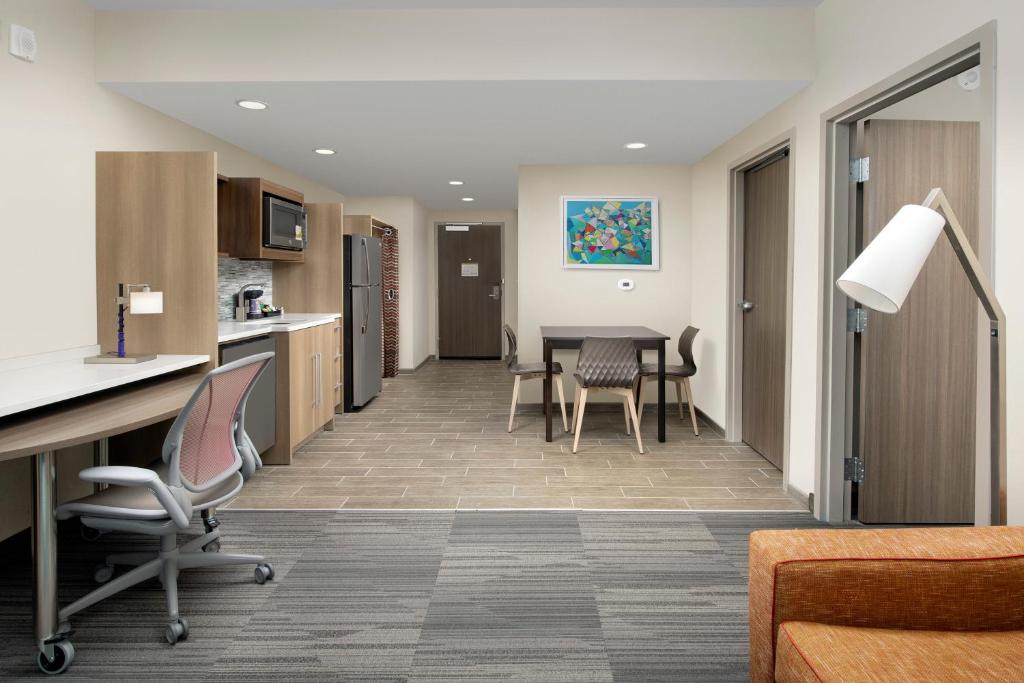 Home2 Suites By Hilton Miami Doral/West Airport Fl - image 6