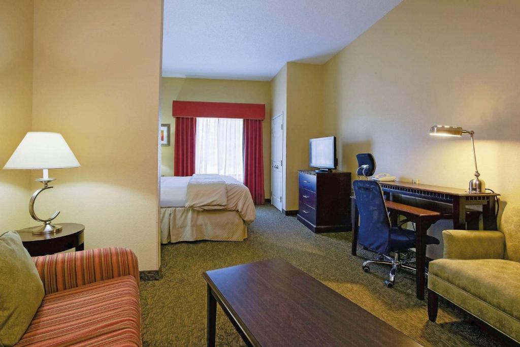 La Quinta by Wyndham Richmond - Kings Dominion - image 4