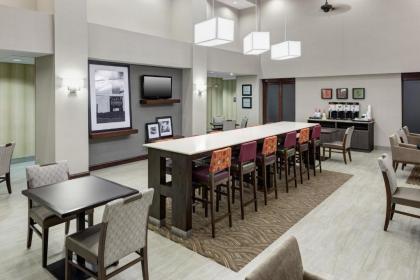 Hampton Inn & Suites Dothan - image 10