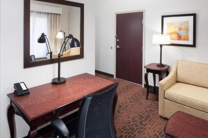 Hampton Inn & Suites Dothan - image 14