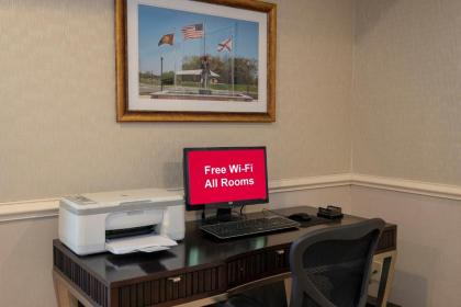 Red Roof Inn & Suites Dothan - image 10