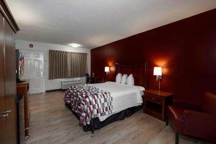 Red Roof Inn & Suites Dothan - image 14