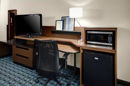 Fairfield Inn by Marriott Dothan - image 11