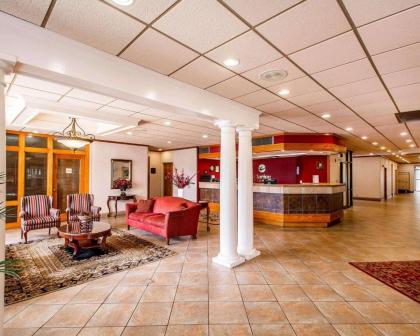 Clarion Inn & Suites Dothan South - image 14