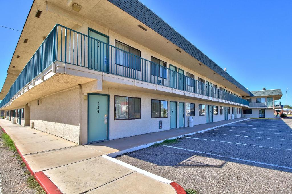 Motel 6-Douglas AZ - image 6