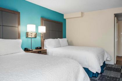 Hampton Inn Douglas - image 8