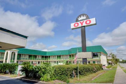 OYO Hotel Douglas GA US-441 - image 8