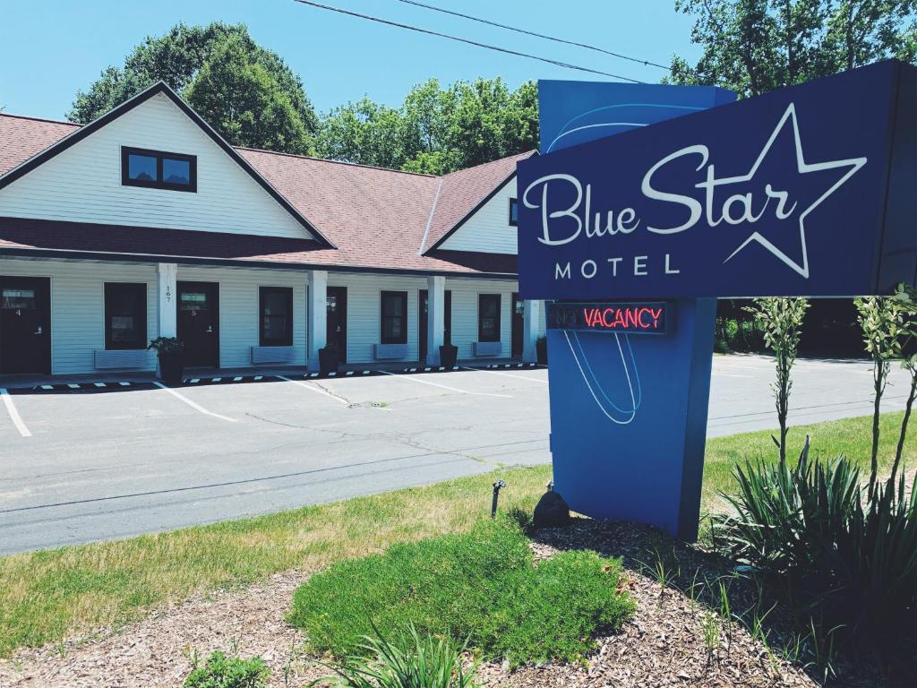 Blue Star Motel - main image