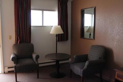 First Interstate Inn - Douglas - image 3