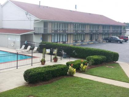 Americas Best Value Inn Douglasville - image 11