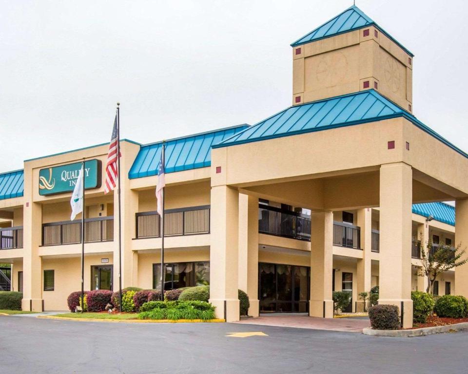 Quality Inn near Six Flags Douglasville - main image