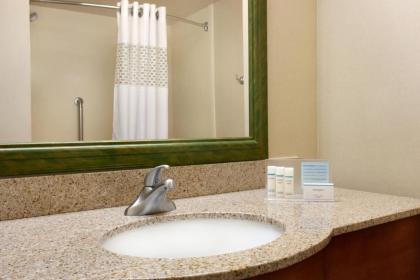 Hampton Inn Dover - image 12