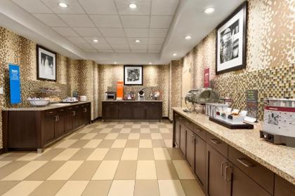 Hampton Inn Dover - image 15