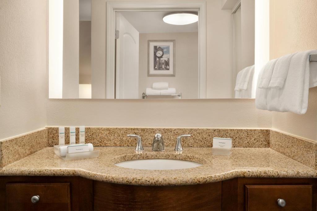 Homewood Suites by Hilton Dover - Rockaway - image 2