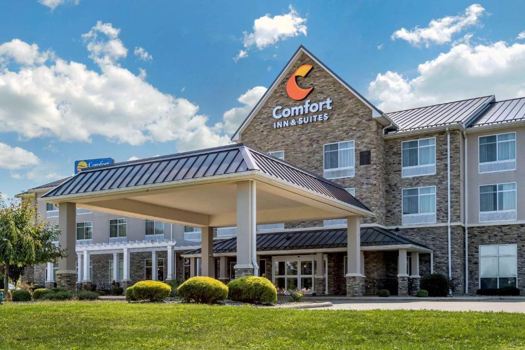 Comfort Inn & Suites - main image