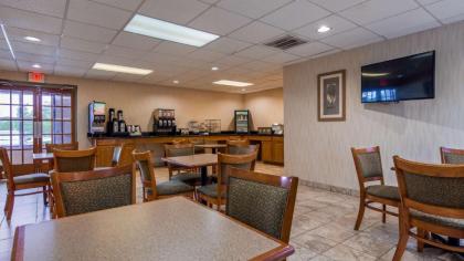 Best Western Galaxy Inn - image 11